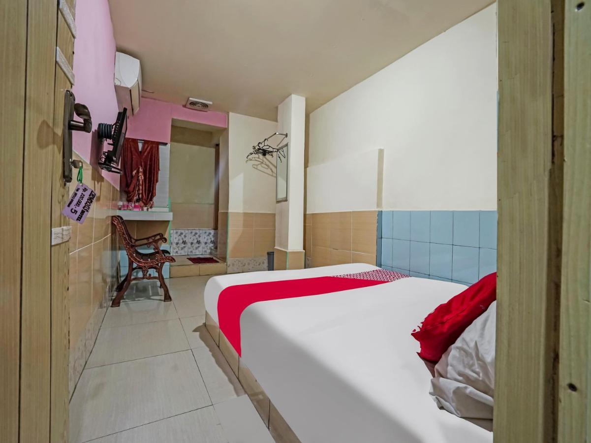 Oyo 90158 Hotel Lendosis Perintis Kemerdekaan Palembang Exterior foto