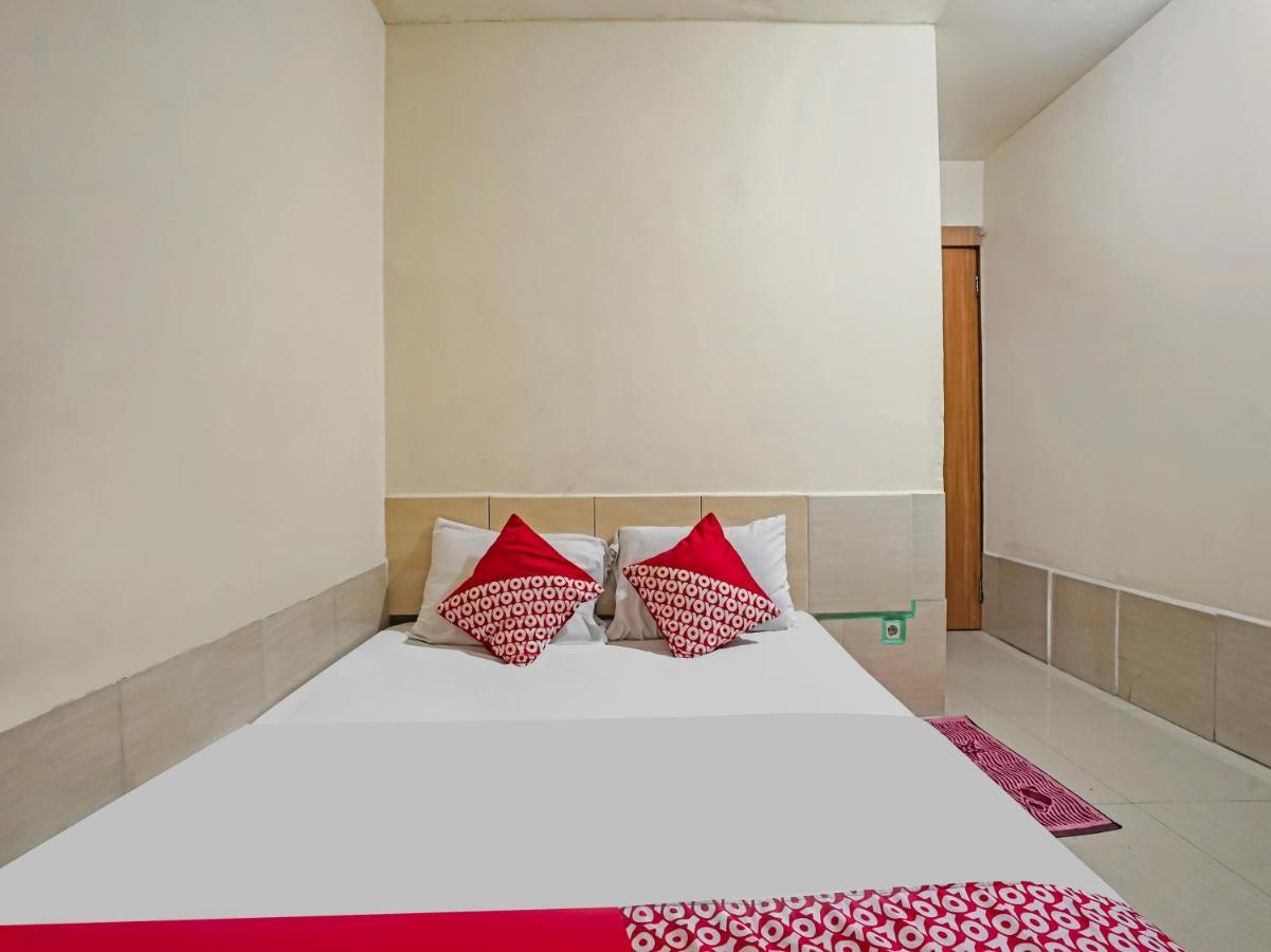 Oyo 90158 Hotel Lendosis Perintis Kemerdekaan Palembang Exterior foto